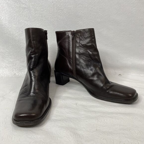 Easentials Etienne Aigner 11N Brown Ankle Boots - Picture 1 of 13
